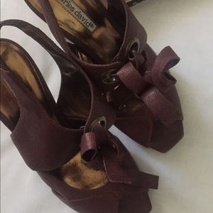 CHARLES DAVID HEELS
